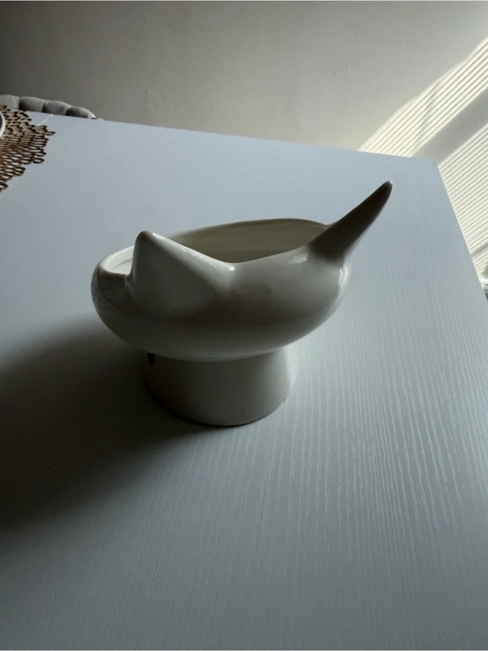 White Cat-Shaped Ceramic Bowl for Pets